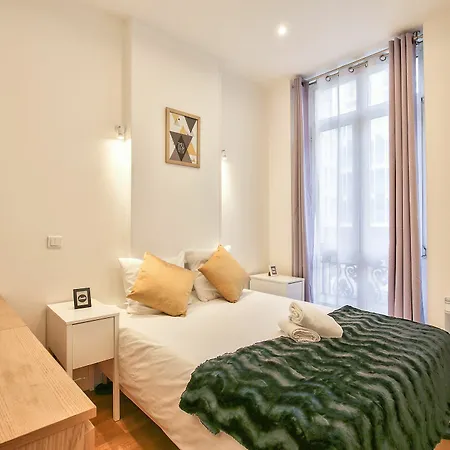 34 Luxury Flat Opera